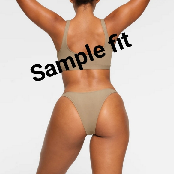 SKIMS Signature Swim Cheeky Tanga Bottoms Womens L Large - Picture 4 of 4